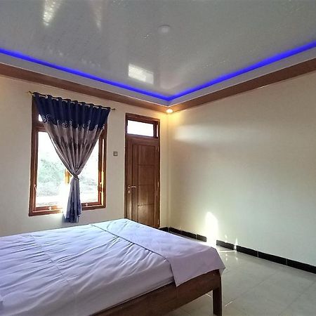 Benedict Guesthouse By Mori Hospitality Лабуан-Баджо Екстер'єр фото